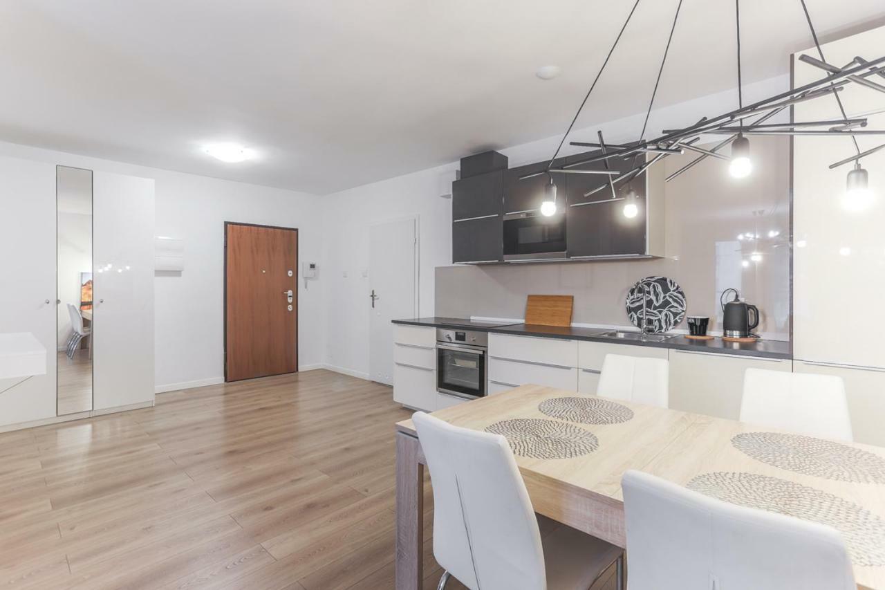 Apartmate Spacious Apartment With Balcony Oldtown For 6 People Gdaňsk Exteriér fotografie